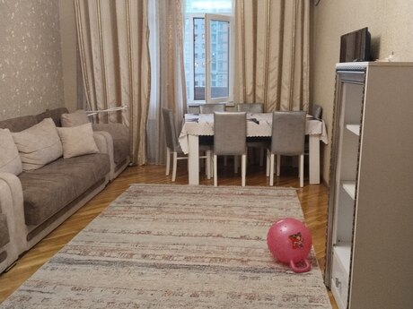 2 otaq · 100 m² · 9/17 mərtəbə, Memar Əcəmi