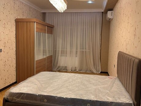 Kirayə 3 otaqlı mənzil, 120 m², Gənclik: 900 ₼/ay 2
