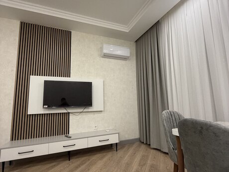 Kirayə 2 otaqlı mənzil, 90 m², West Town: 1 000 ₼/ay 3