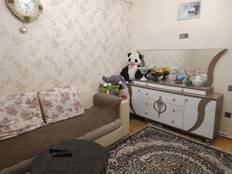 Продаётся 2-комнатная квартира в старом фонде, Bayıl, 40 м², 123 000 AZN, фото 2 / 12