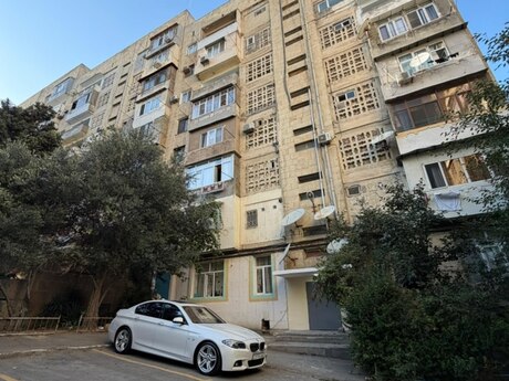 4 otaq · 90 m² · 2/9 mərtəbə, Elmlər Akademiyası