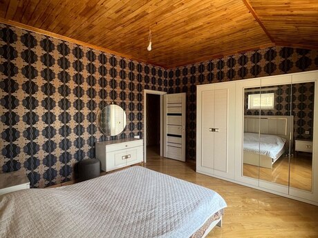 5 otaqlı həyət evi, 200 m², Görədil: 200 000 ₼ 2