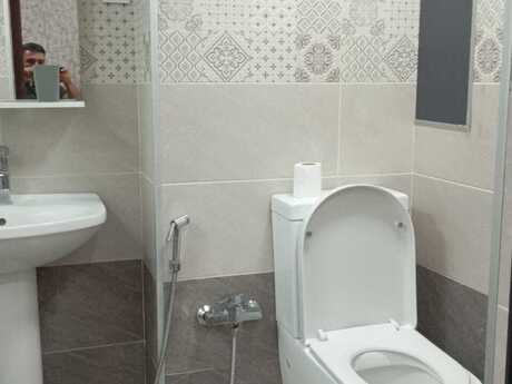 3-room apartment for rent, 100 m², Şah İsmayıl Xətai: 700 ₼/mo 5