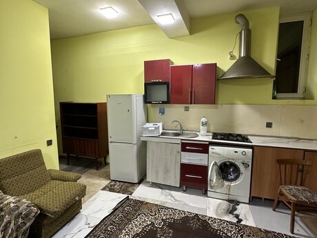 Elan №6431724 - Bakı, Həzi Aslanov q., 2 otaqlı, 35 m², 1/3 mərtəbə