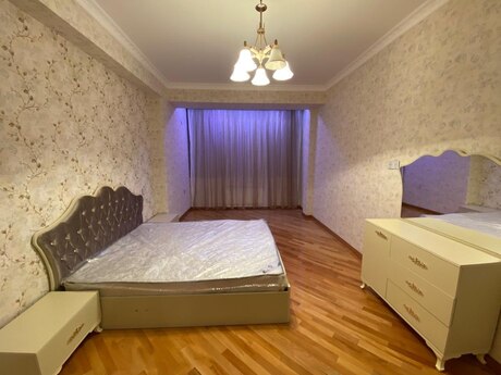 2-room apartment, 98 m², Memar Əcəmi: 220 000 ₼ 3