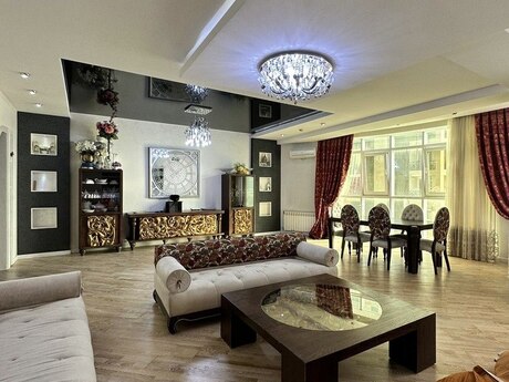 Kirayə 4 otaqlı mənzil, 247 m², 28 May: 2 700 ₼/ay 3