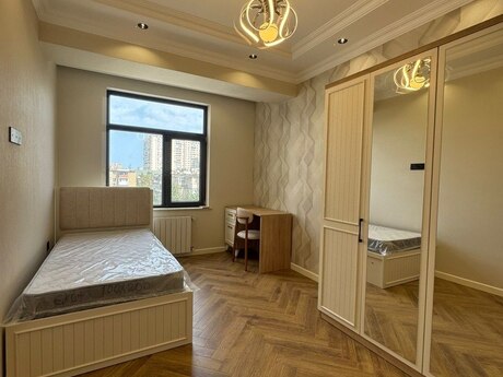 3 otaqlı mənzil, 109 m², İnşaatçılar: 320 000 ₼ 4