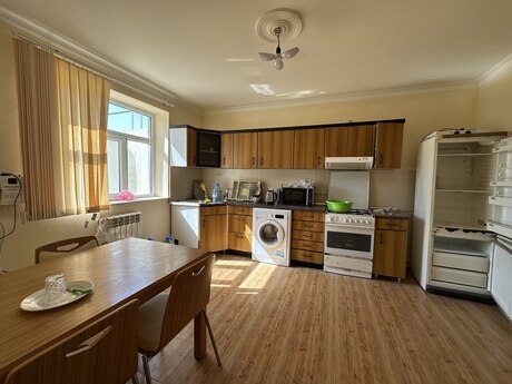 5 otaqlı həyət evi, 200 m², Şüvəlan: 255 000 ₼ 4