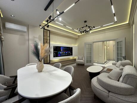 Elan №6431971 - Bakı, Nizami m., 3 otaqlı, 133 m², 15/18 mərtəbə
