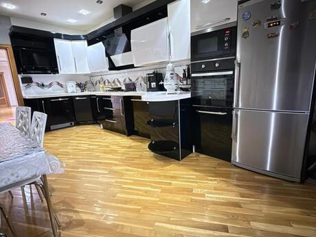 4 otaqlı mənzil, 240 m², Nəsimi: 580 000 ₼ 4
