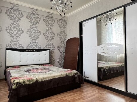 3-room apartment for rent, 100 m², Memar Əcəmi: 800 ₼/mo 5
