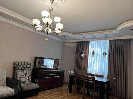 3-room apartment for rent, 100 m², Memar Əcəmi: 800 ₼/mo 4