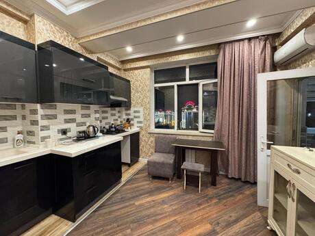 3-комнатная квартира, 104 м², Qara Qarayev: 300 000 ₼ 4