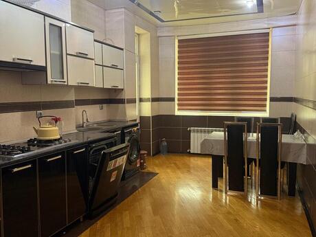 Kirayə 4 otaqlı mənzil, 200 m², Nəsimi: 1 300 ₼/ay 5