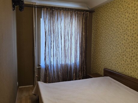 2-room apartment for rent, 55 m², Neftçilər: 550 ₼/mo 2