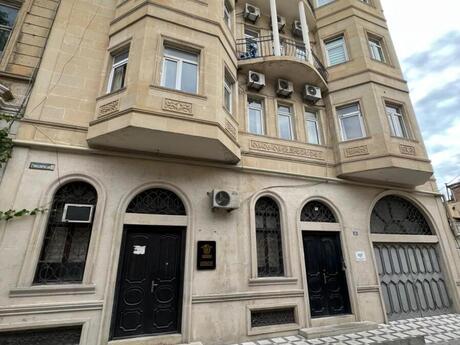 Elan №6432129 - Bakı, Nizami m., 5 otaqlı, 160 m²