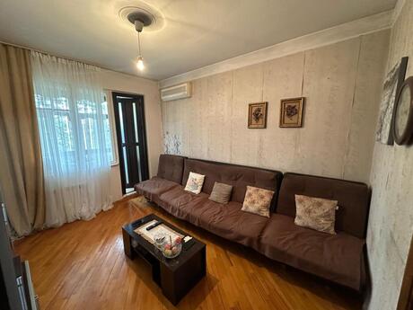 Elan №6432158 - Bakı, Gənclik m., 2 otaqlı, 50 m², 3/5 mərtəbə