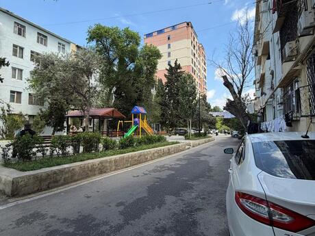 Объявление №6432175 - Баку, м. Мемар Аджеми, 2-комн., 58 м², 1/5 этаж