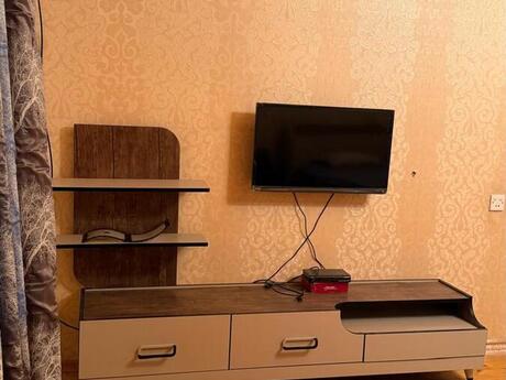 4 otaqlı həyət evi, 150 m², Binə: 90 000 ₼ 4