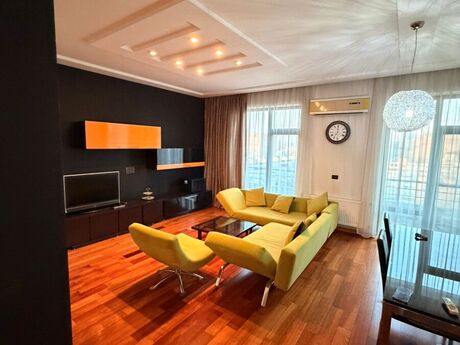 Kirayə 2 otaqlı mənzil, 100 m², Gənclik: 80 ₼/ay 2