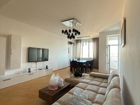 Elan №6401608 - Bakı, Elmlər Akademiyası m., 3 otaqlı, 90 m², 17/18 mərtəbə