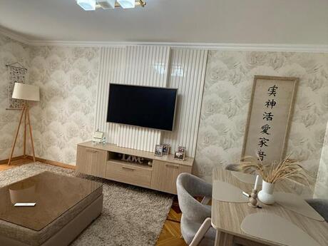3 rooms · 85 m² · floor 3/6, Sahil