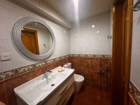 Kirayə 3 otaqlı mənzil, 70 m², Sahil: 1 000 ₼/ay 3
