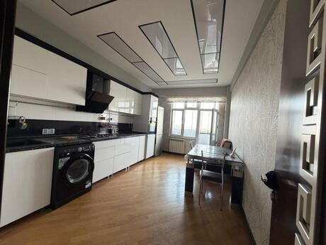 2 otaqlı mənzil, 91,7 m², Səbail: 315 000 ₼ 5