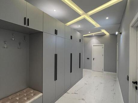 Kirayə 4 otaqlı mənzil, 160 m², İçəri Şəhər: 2 500 ₼/ay 4
