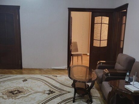 Elan №6432310 - Bakı, 28 May m., 3 otaqlı, 140 m², 5/16 mərtəbə