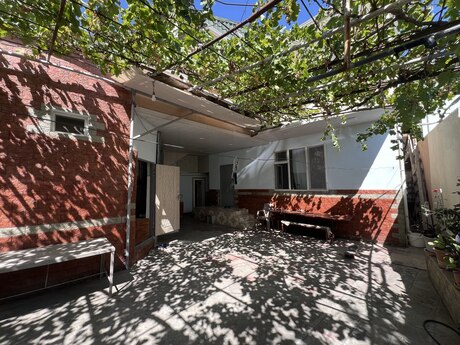 6 otaqlı həyət evi, 150 m², Badamdar: 399 000 ₼ 3