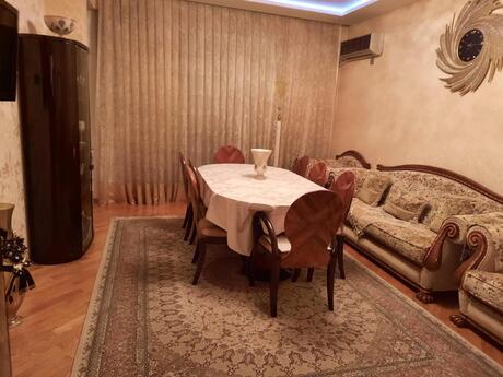 4 otaq · 170 m² · 7/18 mərtəbə, Memar Əcəmi