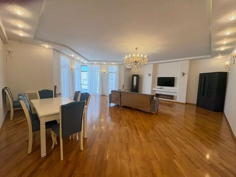 Kirayə 4 otaqlı mənzil, 210 m², Alyans MTK: 2 200 ₼/ay 4