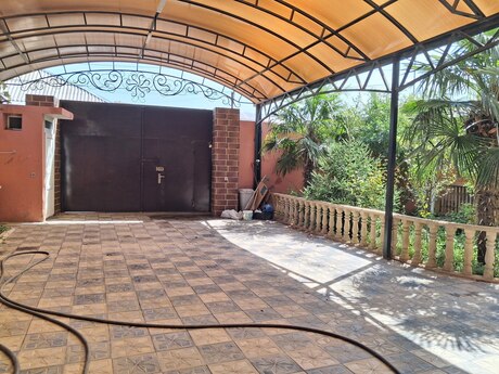 6 otaqlı həyət evi, 300 m², Bakıxanov: 290 000 ₼ 2