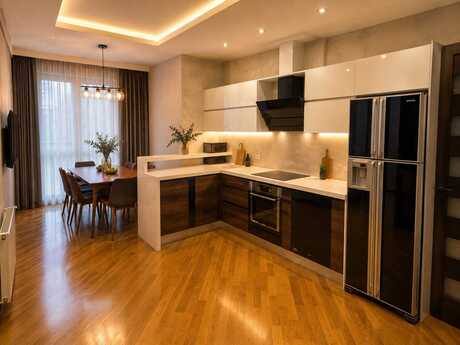 Kirayə 3 otaqlı mənzil, 250 m², Şah İsmayıl Xətai: 2 450 ₼/ay 4