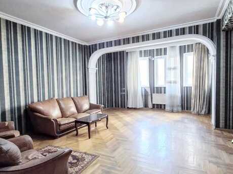 4 otaqlı mənzil, 168 m², Nəsimi: 330 000 ₼ 2