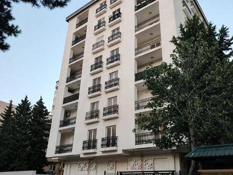 2 otaq · 67 m² · 2/8 mərtəbə, Memar Əcəmi