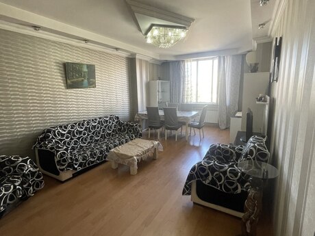 Elan №6426610 - Bakı, Nizami m., 3 otaqlı, 100 m², 11/17 mərtəbə