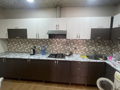 Kirayə 3 otaqlı mənzil, 100 m², Nizami: 1 000 ₼/ay 4