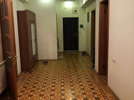 3-room apartment for rent, 160 m², Gənclik: 1 000 ₼/mo 2
