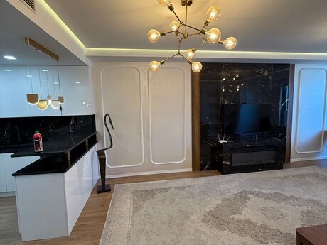 Kirayə 3 otaqlı mənzil, 140 m², Nəsimi: 4 500 ₼/ay 5