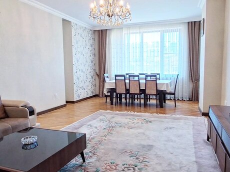 3 rooms · 158 m² · floor 4/16, Nizami