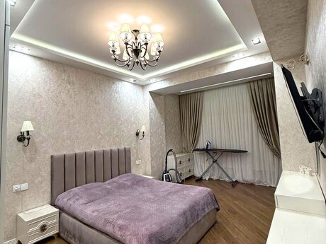 4 otaqlı mənzil, 130 m², Luxe Home: 420 000 ₼ 4