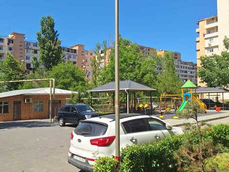 4-комнатная квартира, 80 м², Bakıxanov: 195 000 ₼ 2