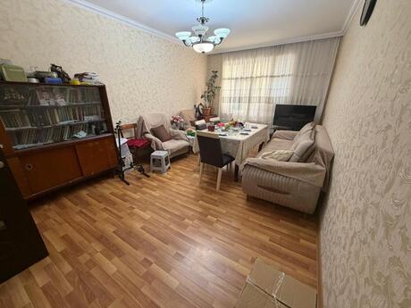 Elan №6432716 - Bakı, Sahil q., 3 otaqlı, 75 m², 5/5 mərtəbə