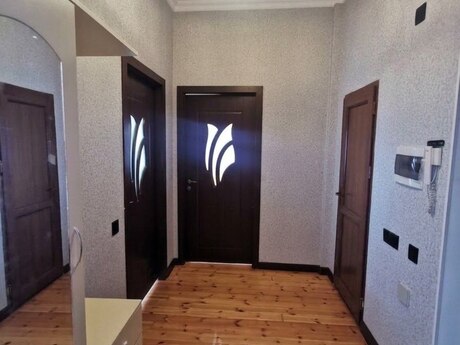Kirayə 3 otaqlı mənzil, 100 m², 8 Noyabr: 799 ₼/ay 4