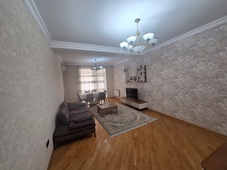 Kirayə 3 otaqlı mənzil, 150 m², İnşaatçılar: 1 500 ₼/ay 2