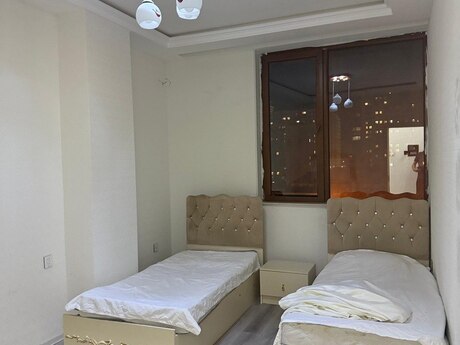 Kirayə 3 otaqlı mənzil, 148 m², Şah İsmayıl Xətai: 1 250 ₼/ay 2