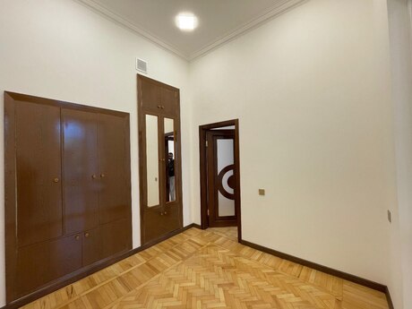 Объявление №6432853 - Баку, м. 28 мая, 110 м²