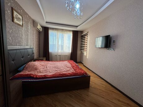 Kirayə 3 otaqlı mənzil, 140 m², Nəriman Nərimanov: 1 000 ₼/ay 3
